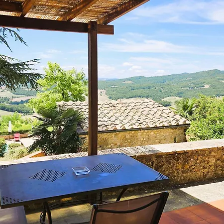 Tenuta Colombaio Bed & Breakfast 4*