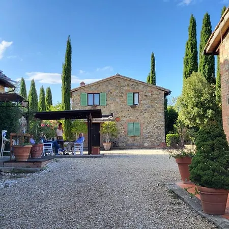 Bed & Breakfast Tenuta Colombaio 4*